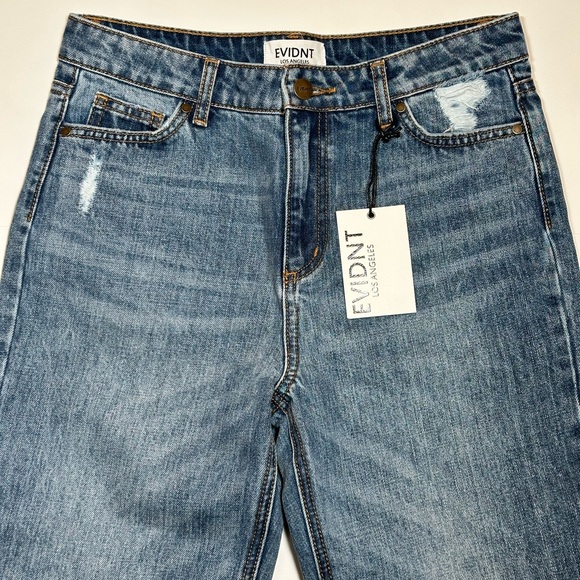 NWT EVIDNT Los Angeles Malibu Girlfriend Distressed Jeans Size 26 - Picture 4 of 9